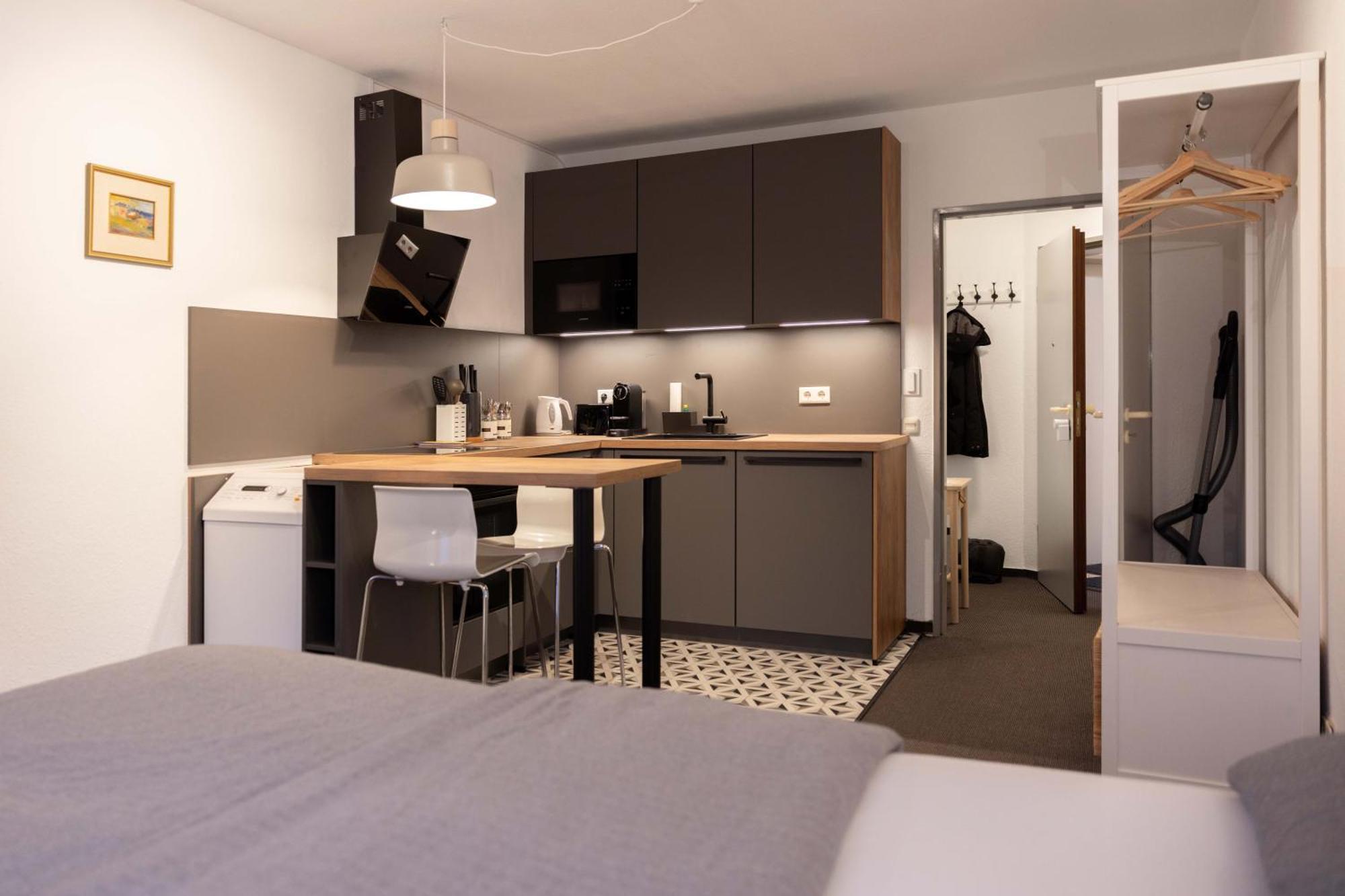 Zentrale Ruhige Wohnung Mit Parkplatz Падерборн Екстериор снимка